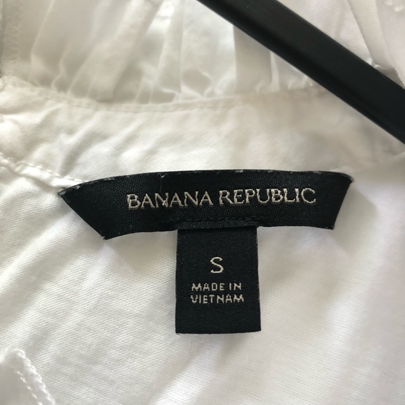 Banana Republic Ruffle Neck Tank - Picture 3 of 6